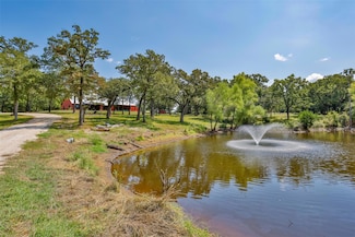 1380 Rich Rd, Whitesboro, TX 76273