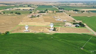 14490 & 14492 Sand Hollow Rd, Caldwell, ID 83607