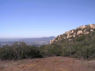 10 Del Poniente Rd, Poway, CA 92064