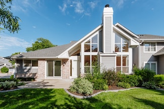 14128 Waterford Square Dr Unit 14128, New Berlin, WI 53151