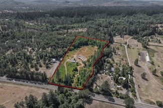 7902 Takilma Rd, Cave Junction, OR 97523