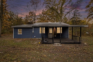 50517 County Road 388, Grand Junction, MI 49056