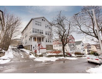 11 View St, Worcester, MA 01610