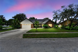 1426 Eniswood Pkwy, Palm Harbor, FL 34683