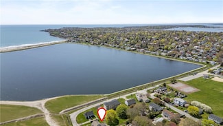 129 Bliss Mine Rd, Newport, RI 02840