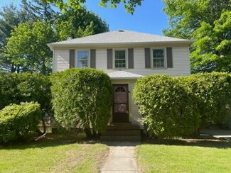 26 Wilson Rd, Stoneham, MA 02180