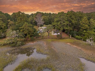 8057 Point of Pines Rd, Edisto Island, SC 29438