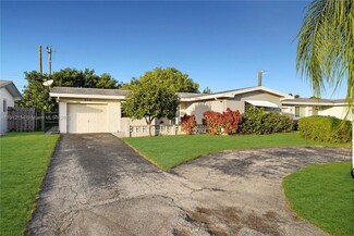 8851 NW 15th Ct, Pembroke Pines, FL 33024