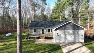 6870 Laforge Ln, Grayling, MI 49738