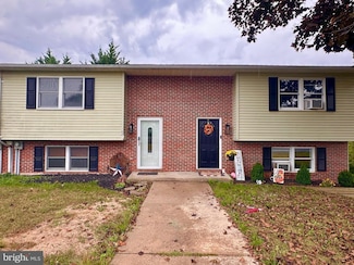 52 Nottingham Dr, Chambersburg, PA 17201