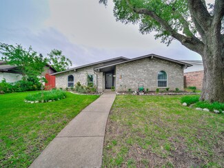 1824 Castille Dr, Carrollton, TX 75007