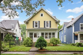 895 Carroll Ave, Saint Paul, MN 55104