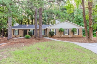 8182 Magnolia Dr, Jonesboro, GA 30238