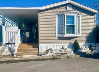 660 Beverage Hill Ave, Pawtucket, RI 02861