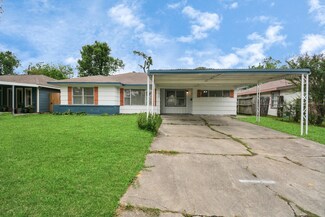 1422 Peppertree Ln, Houston, TX 77015