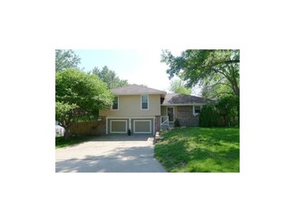 7707 NW 75th St, Kansas City, MO 64152