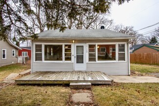 35149 N Shoreline Dr, Ingleside, IL 60041