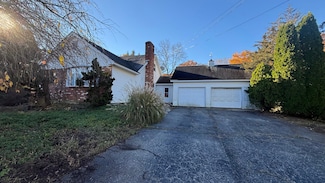 144 General Patton Dr, Naugatuck, CT 06770