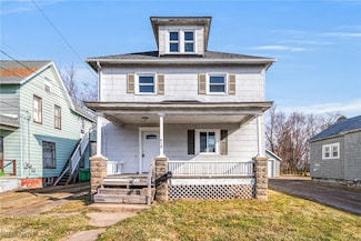 418 Jackson St, Conneaut, OH 44030