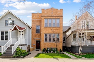 2516 N Washtenaw Ave, Chicago, IL 60647