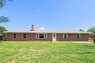 28507 S Van Meter Rd, Freeman, MO 64746