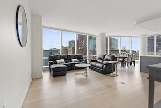 1 Franklin St Unit 1504, Boston, MA 02110
