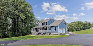 902 Saint Ann Dr, Street, MD 21154