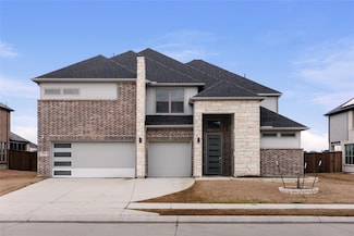 221 Rio Grande Dr, Waxahachie, TX 75165