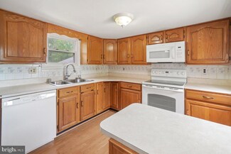 4034 Ijamsville Rd, Ijamsville, MD 21754
