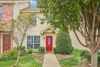 5808 Giddyup Ln, Fort Worth, TX 76179