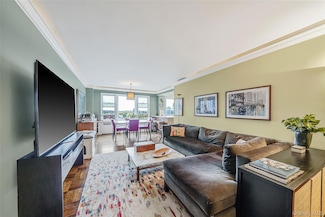 460 E 79th St Unit 11DE, New York, NY 10075