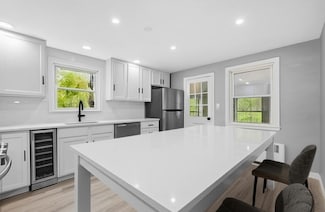 255 West St, Weymouth, MA 02188