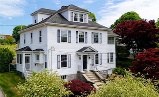 39 Summer St, Westerly, RI 02891