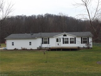 5202 Rutledge St SE, Dennison, OH 44621