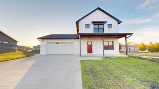865 Aster Dr, Cherokee, IA 51012