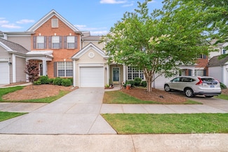 11714 Harsworth Ln, Charlotte, NC 28277