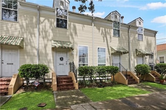 706 General Pershing St, New Orleans, LA 70115