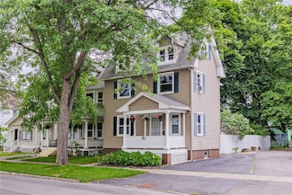 70 Field St, Rochester, NY 14620