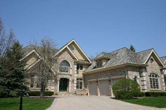 4 Lakeside Ln, North Barrington, IL 60010