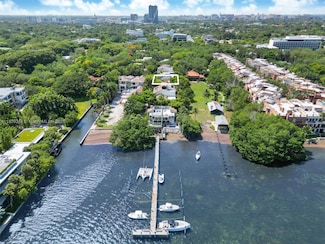 3169 Via Abitare Way Unit 6, Miami, FL 33133