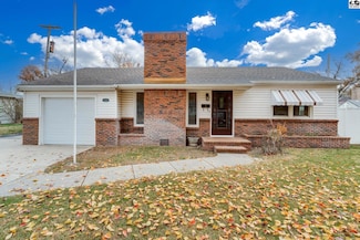 2204 Tyler St, Hutchinson, KS 67502