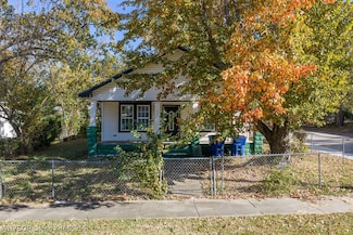 923 S 22nd St, Fort Smith, AR 72901