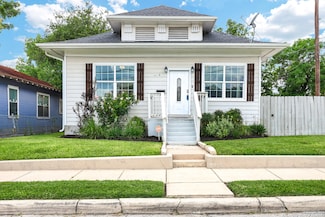 2219 N Flores St, San Antonio, TX 78212