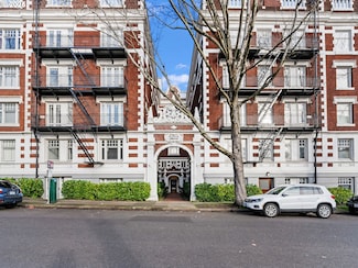 1811 NW Couch St Unit 407, Portland, OR 97209