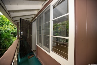 423 Kaiolu St Unit 207, Honolulu, HI 96815