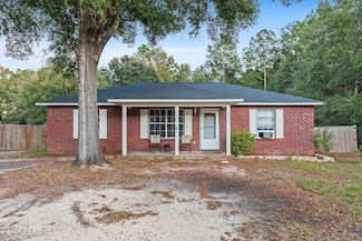6848 Fast Gun Ln, Milton, FL 32570