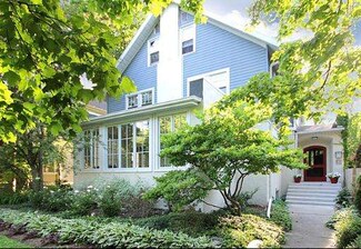 2130 Orrington Ave, Evanston, IL 60201