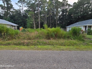0 Pompano St, Waveland, MS 39576