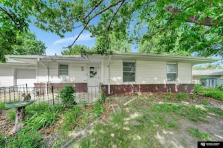 3221 NW 49th St, Lincoln, NE 68524