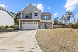 71 Peoples Ct, Hampstead, NC 28443